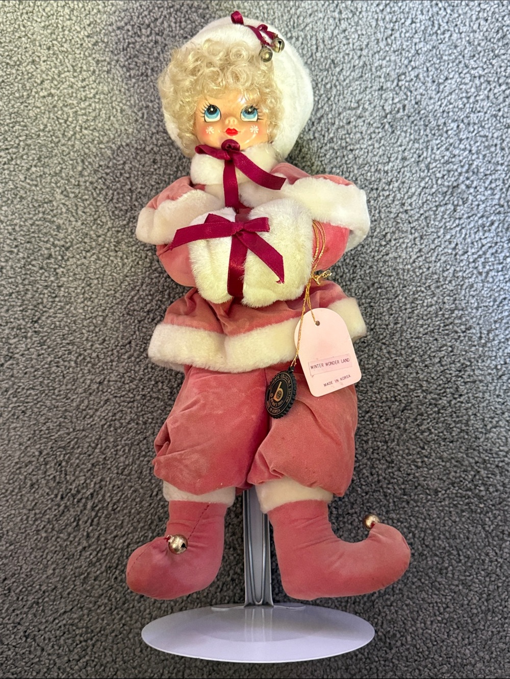 1986 Brinn’s Rare Calendar Clown Doll w/Stand. From Winter Wonderland Collection
